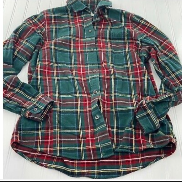 L.L. Bean Womens Green Red Plaid Relaxed Fit Flannel Button Up Shirt Size Medium - Picture 2 of 4